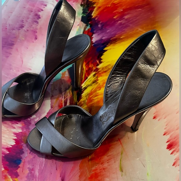 FERRAGAMO Metallic Leather Slingback Heels - Picture 4 of 8